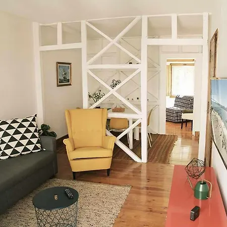Typical Portuguese Apartment In Sao Bento Lisbon Exterior photo